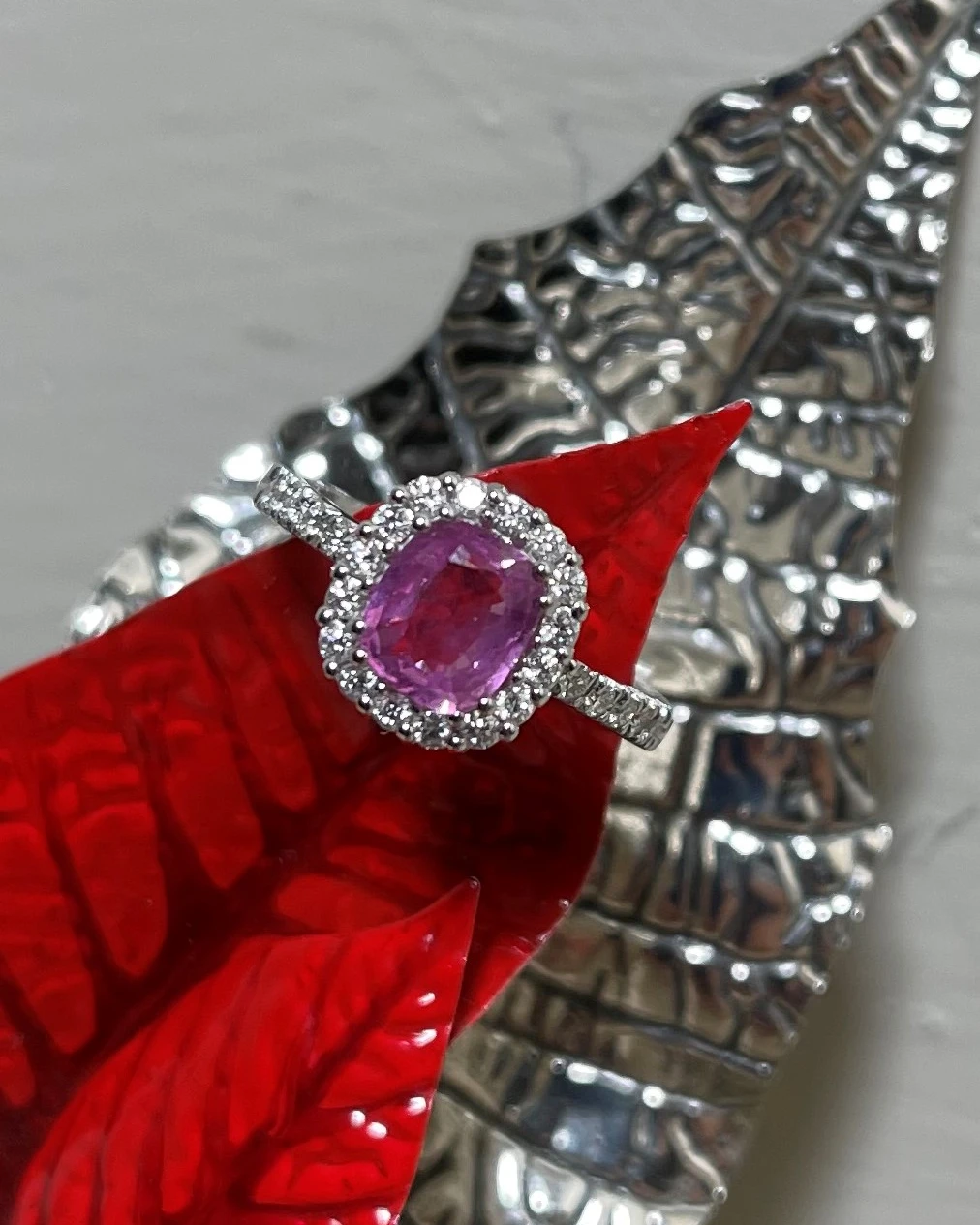 Miluna Anello oro con Zaffiro e brillanti cod: LID3495