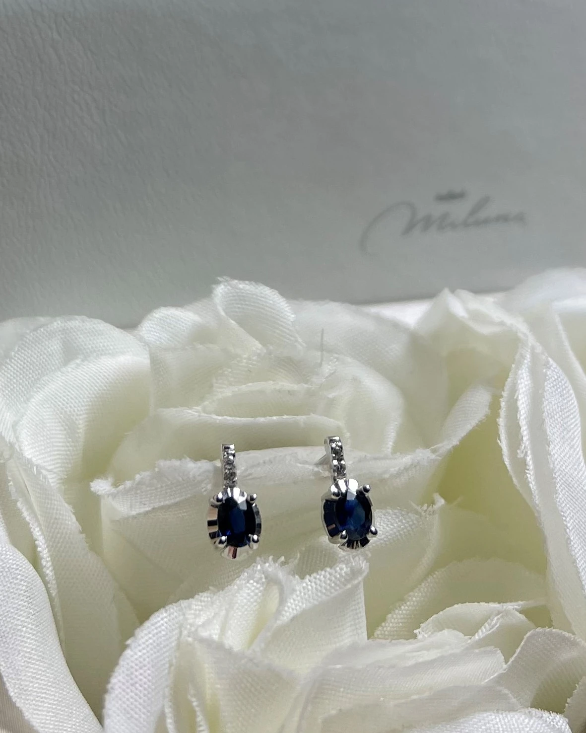 Miluna Orecchini in oro con Zaffiri e brillanti cod: ERD2471