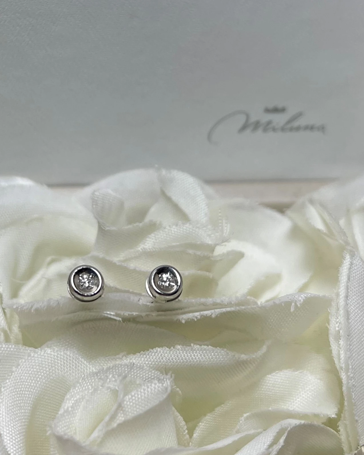 Miluna Orecchini in oro con Brillanti cod: ERD2268-006G7