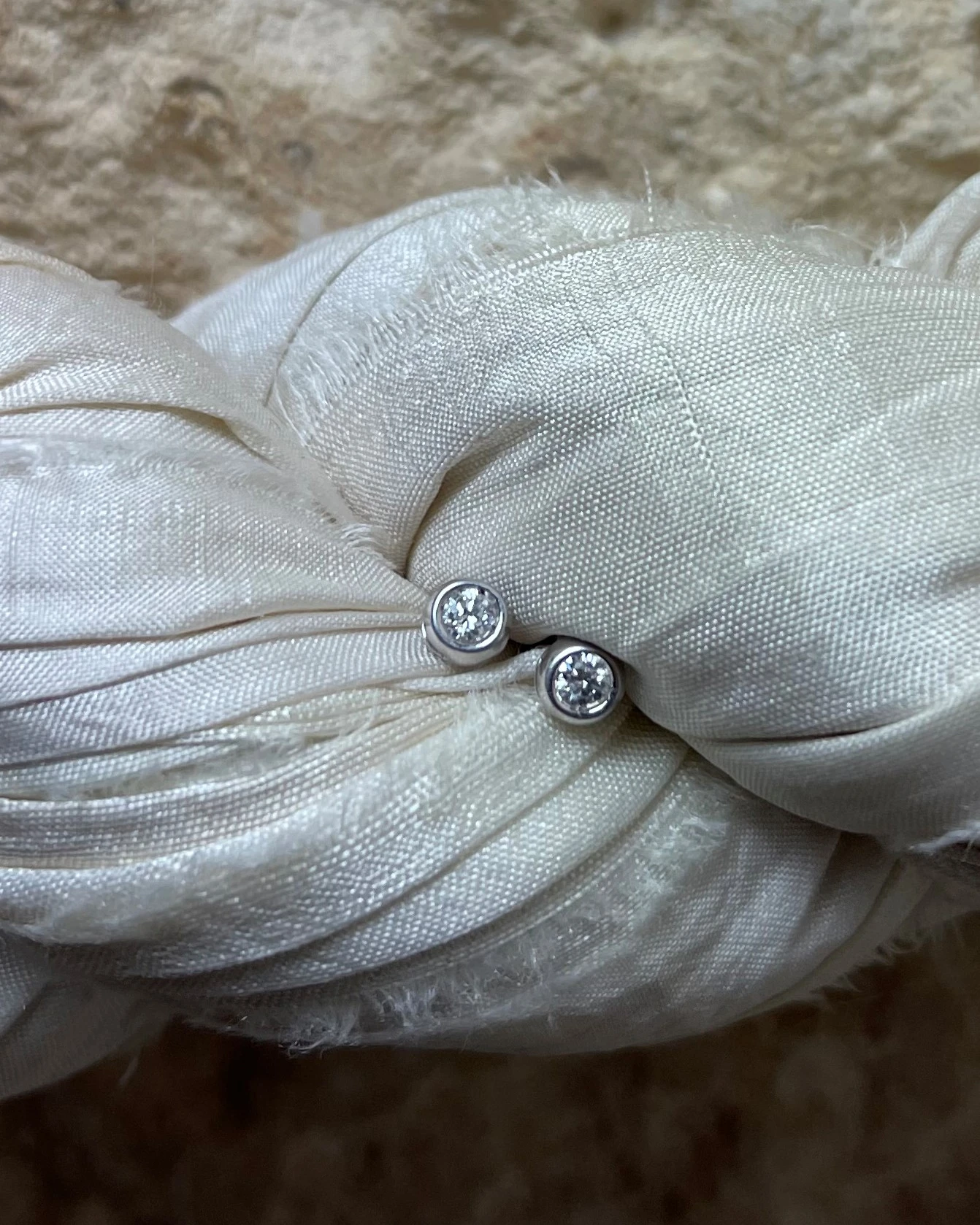 Miluna Orecchini in oro con Brillanti cod: ERD275