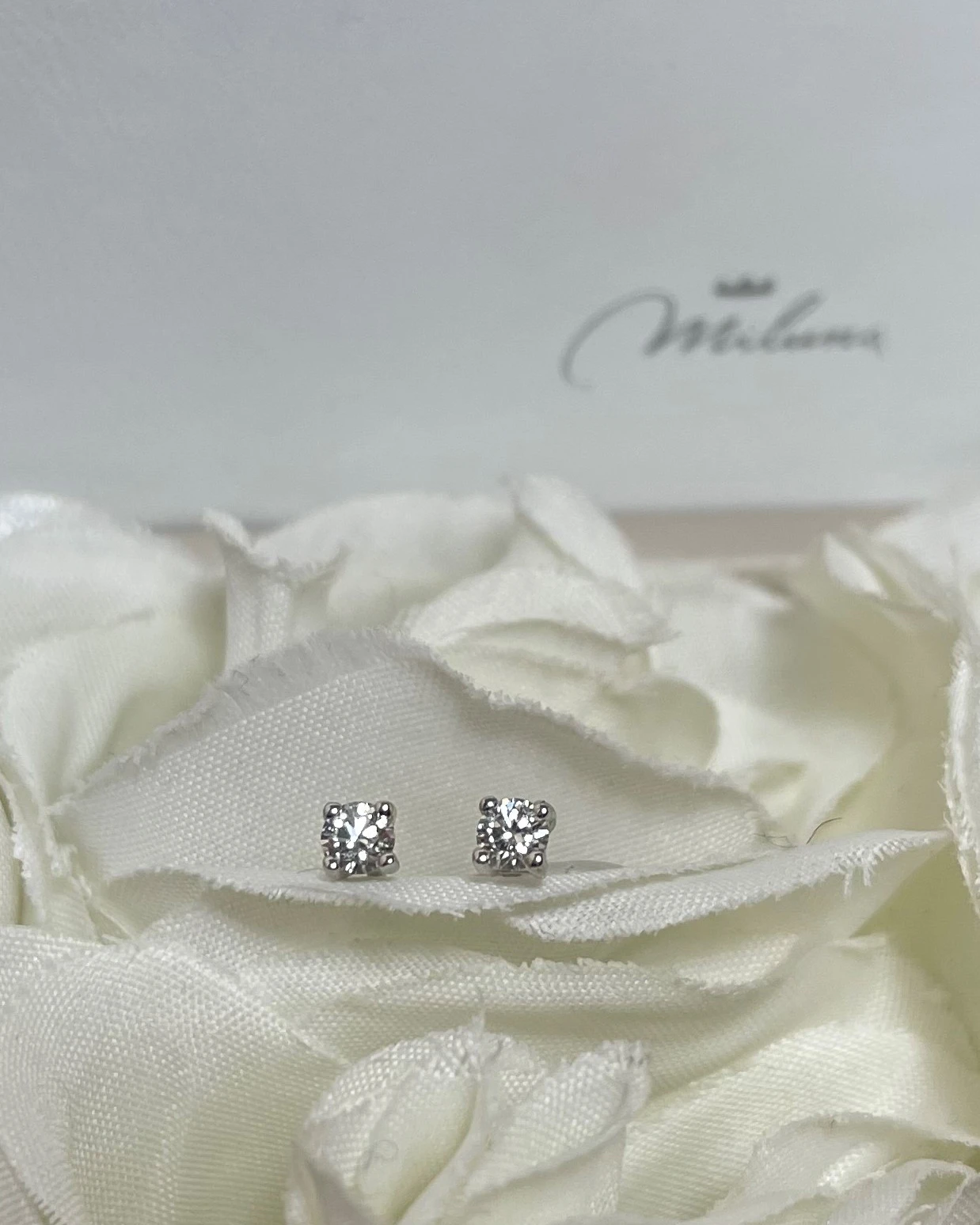 Miluna Orecchini in oro con Brillanti cod: ERD2307-028G7