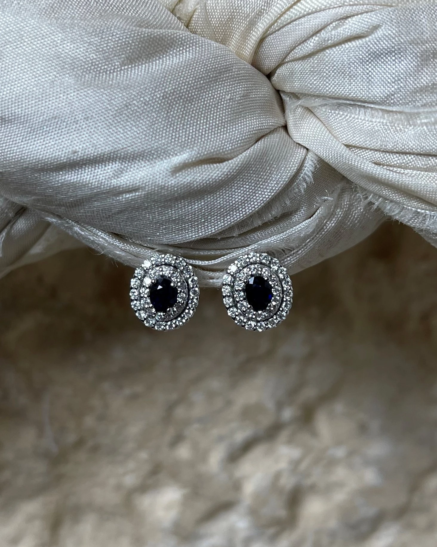 Miluna Orecchini in oro con Zaffiri e brillanti cod: ERD2541