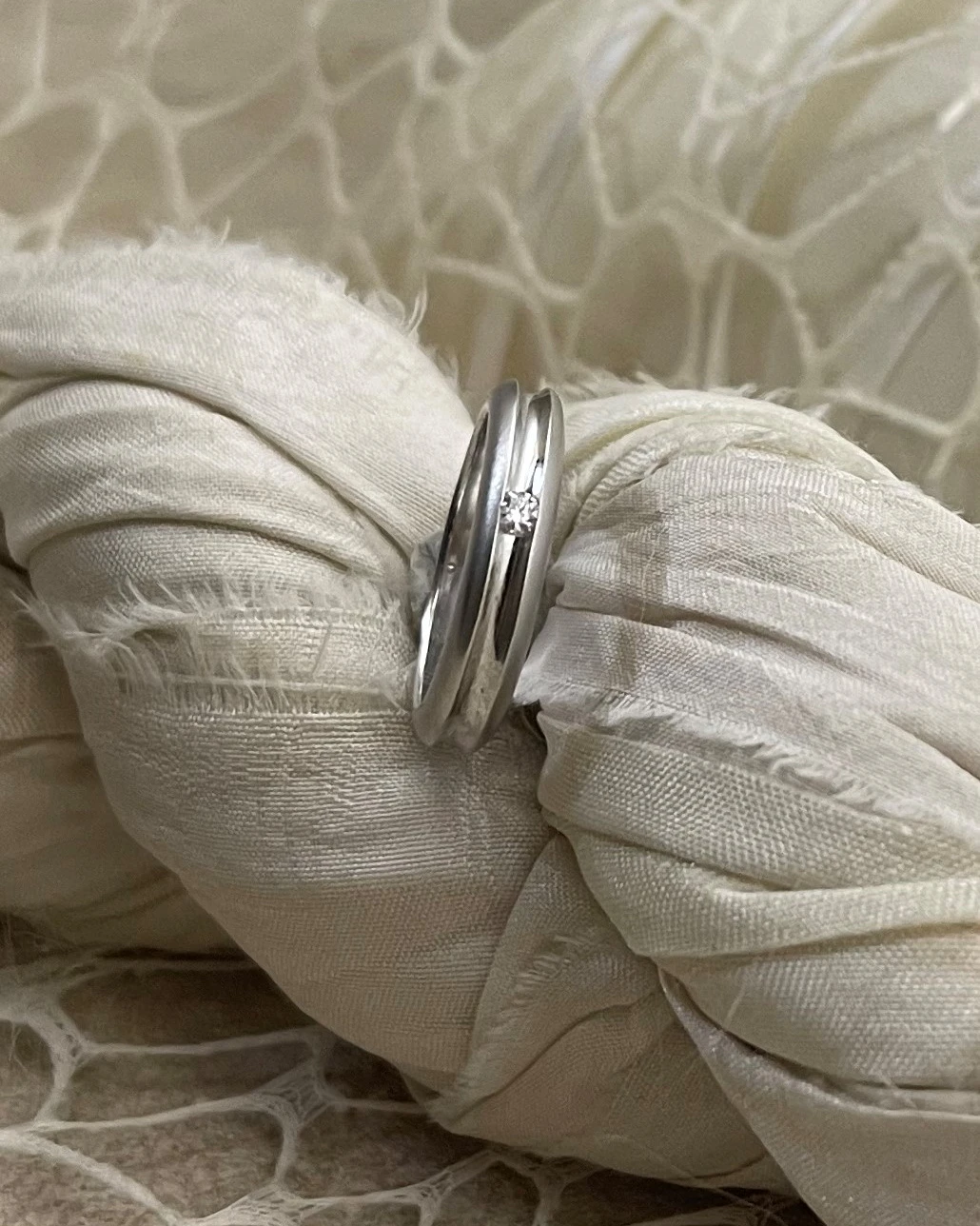 Anteo fede in oro bianco con brillanti  cod: 0236B (S)