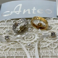 Anteo fede in oro bianco con brillanti  cod: T131/5  (S)