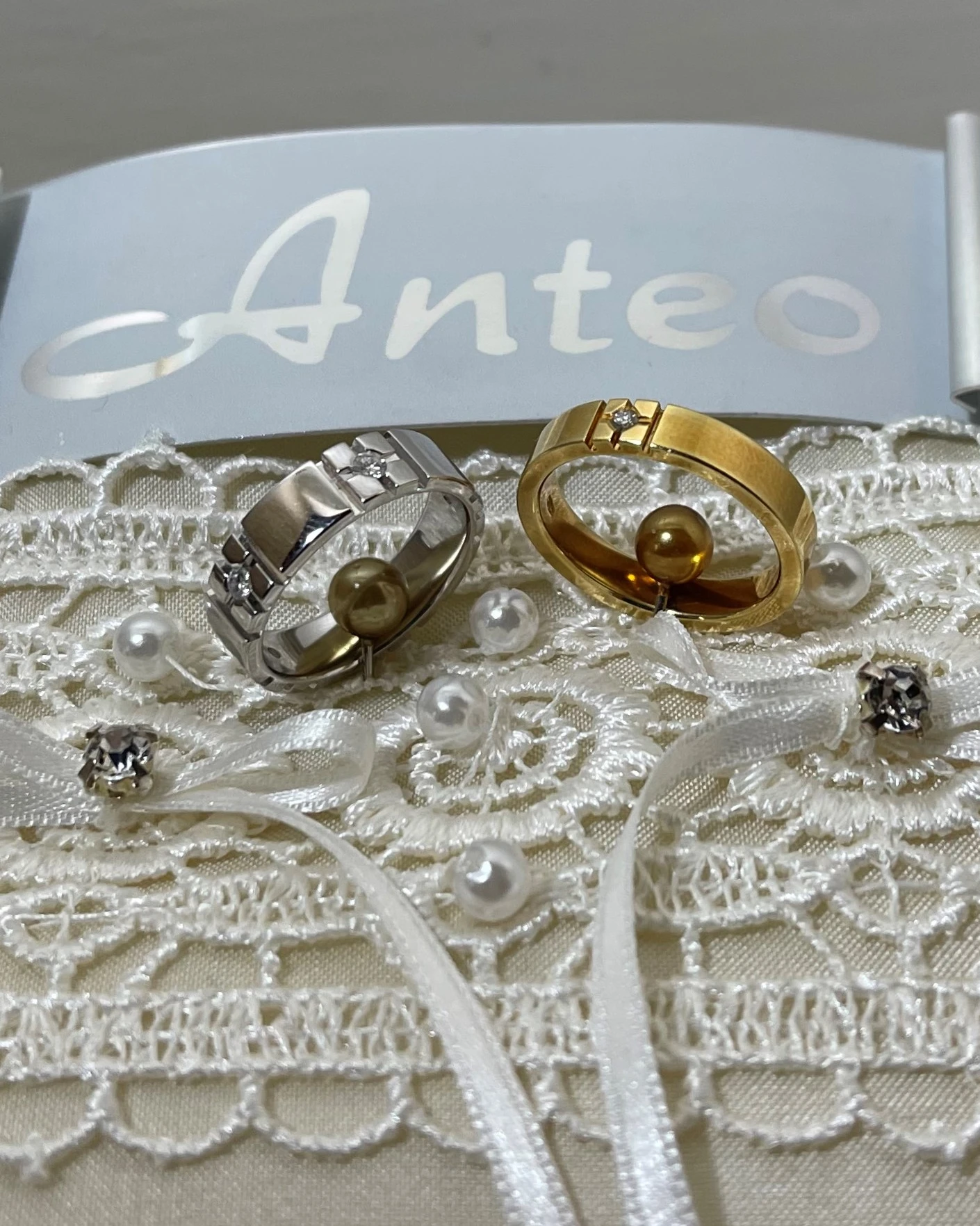 Anteo fede in oro bianco con brillanti  cod: T131/5  (S)