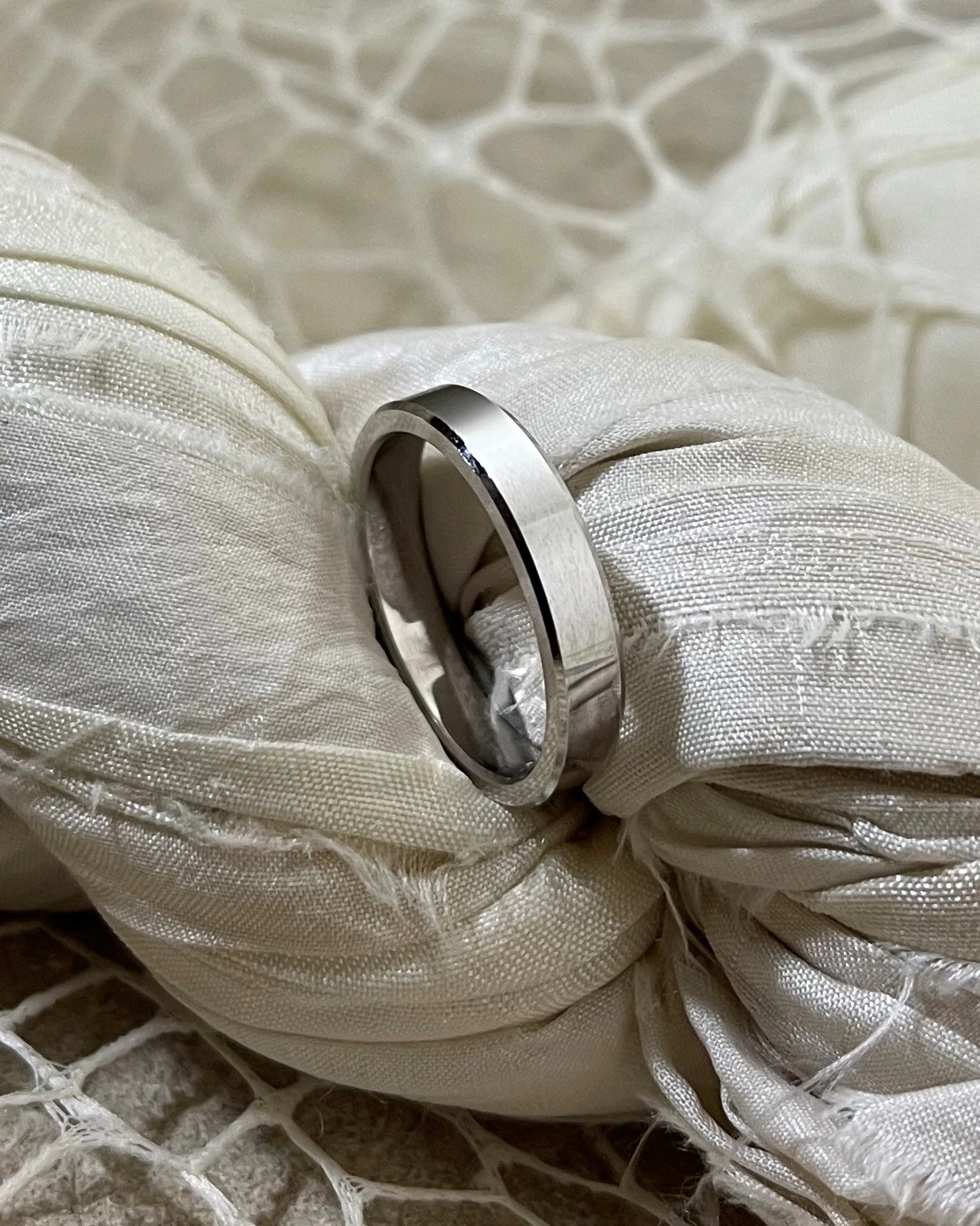 Anteo fede in oro bianco cod: T127 (S)