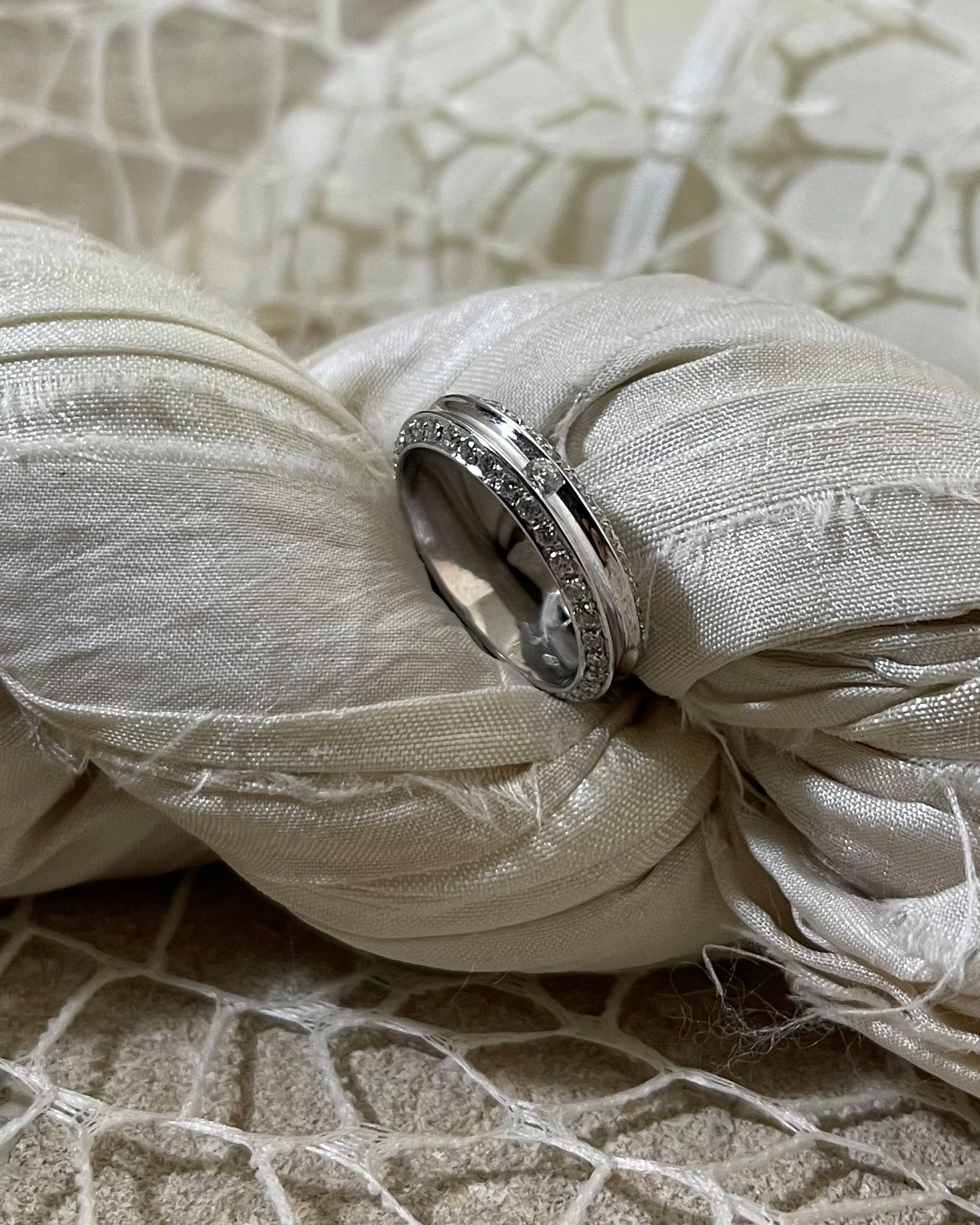 Anteo fede in oro bianco con brillanti  cod: 0502 (S)