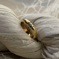 Anteo fede in oro giallo con brillanti  cod: T132/3  (S)