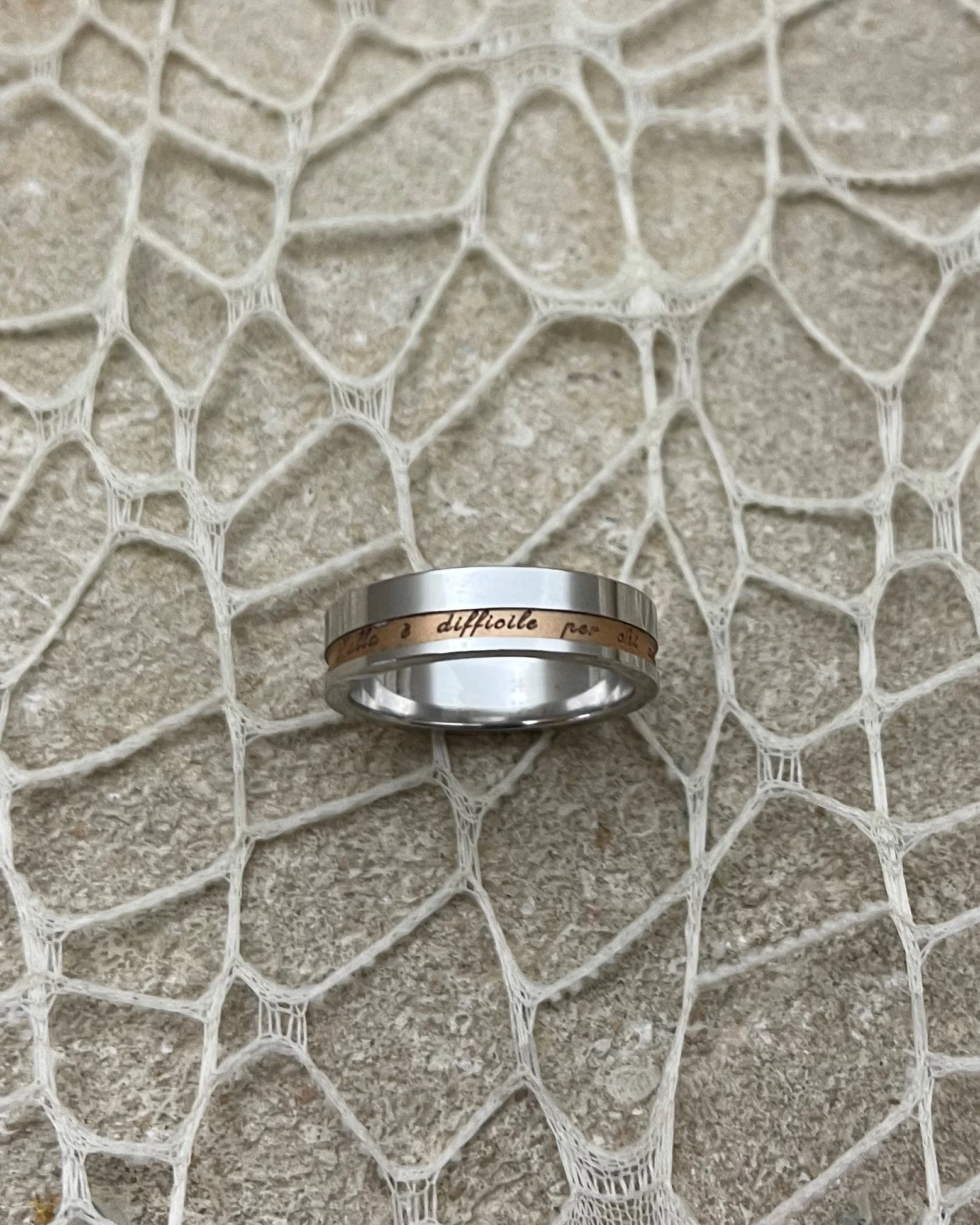 Anteo fede in oro bianco e rosa  cod: T167  (S)