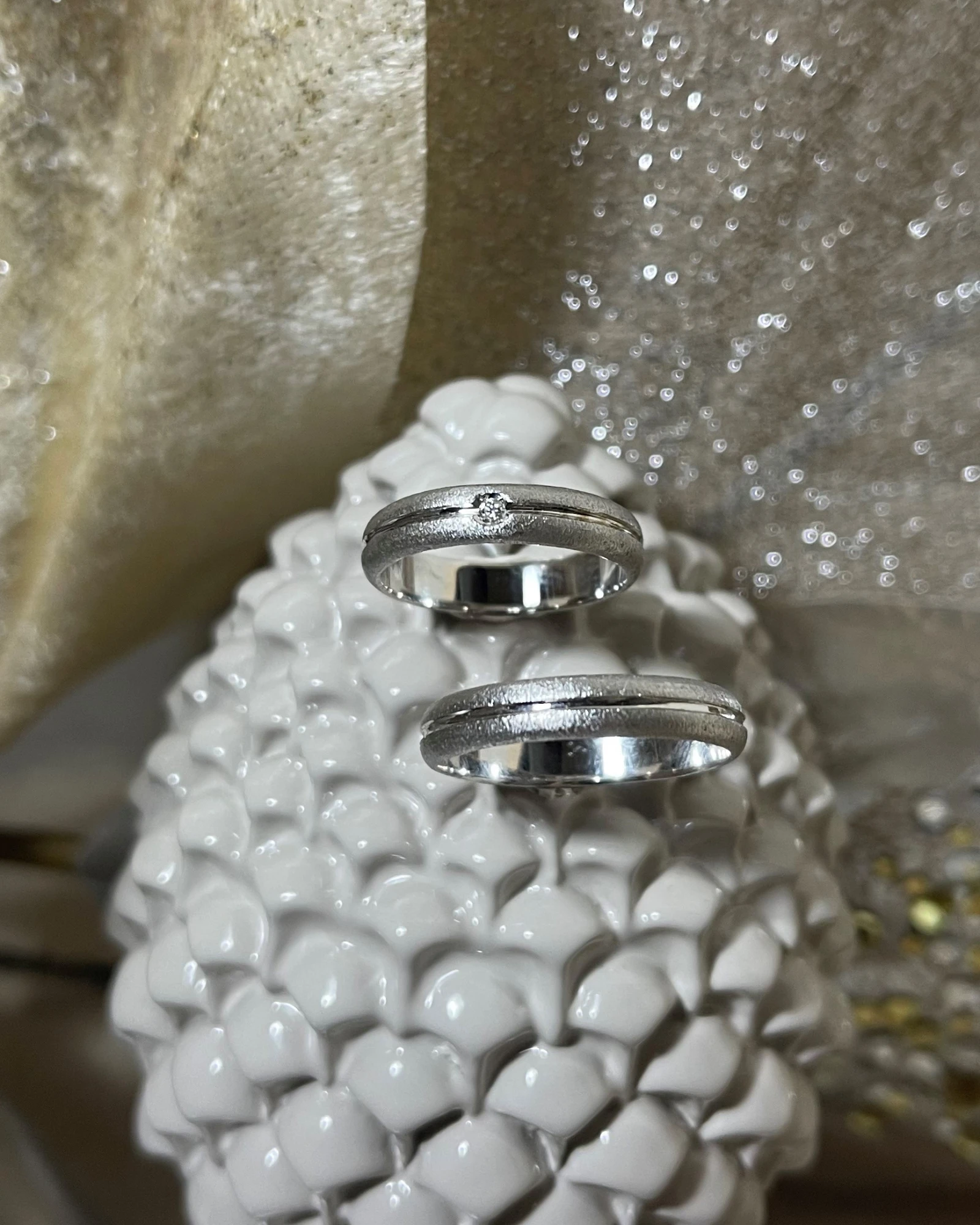 Polello fede in oro bianco con brillanti  cod: G1800DB