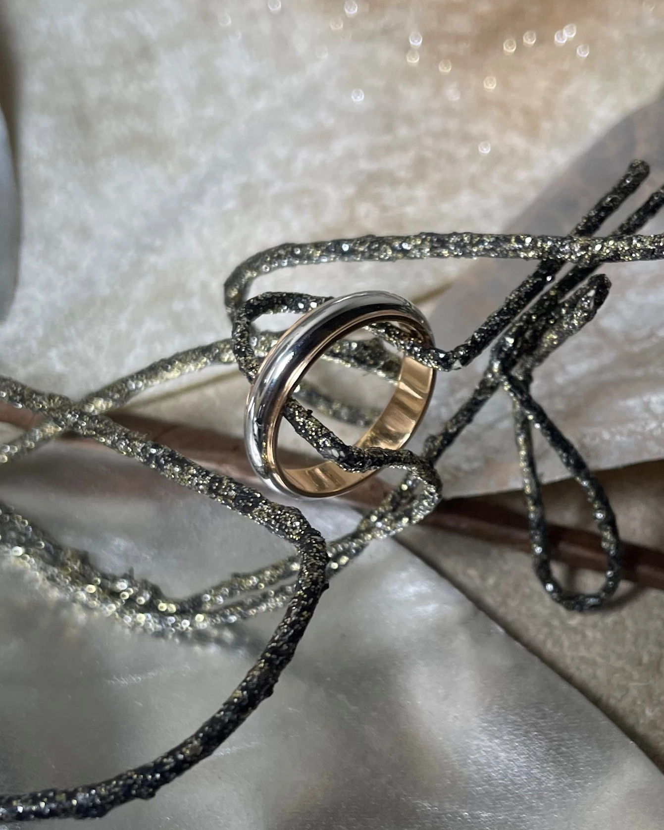 Polello fede in oro bianco e rosa cod: G2005UBR