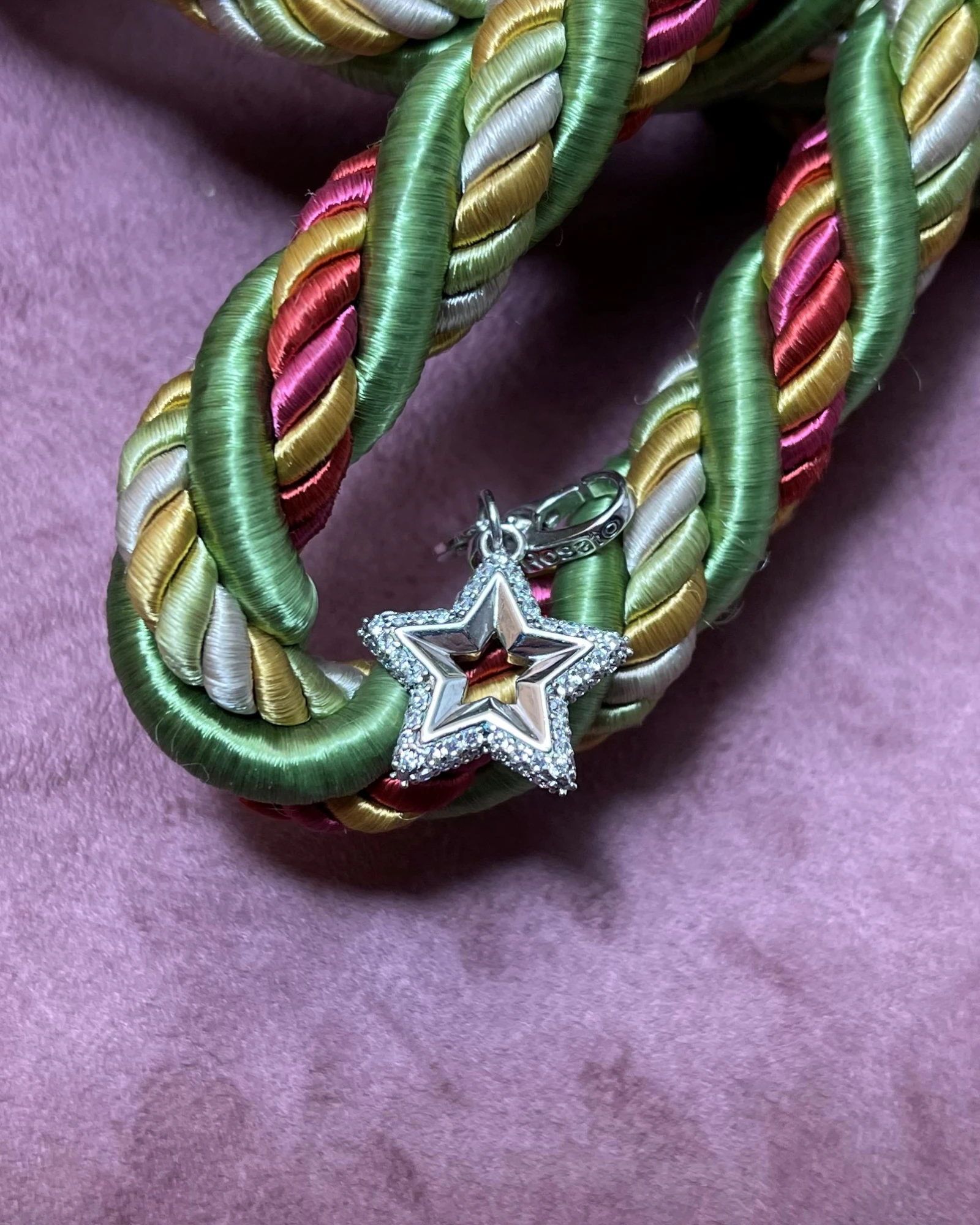 Rosato Charm argento con zirconi  cod: RLU028