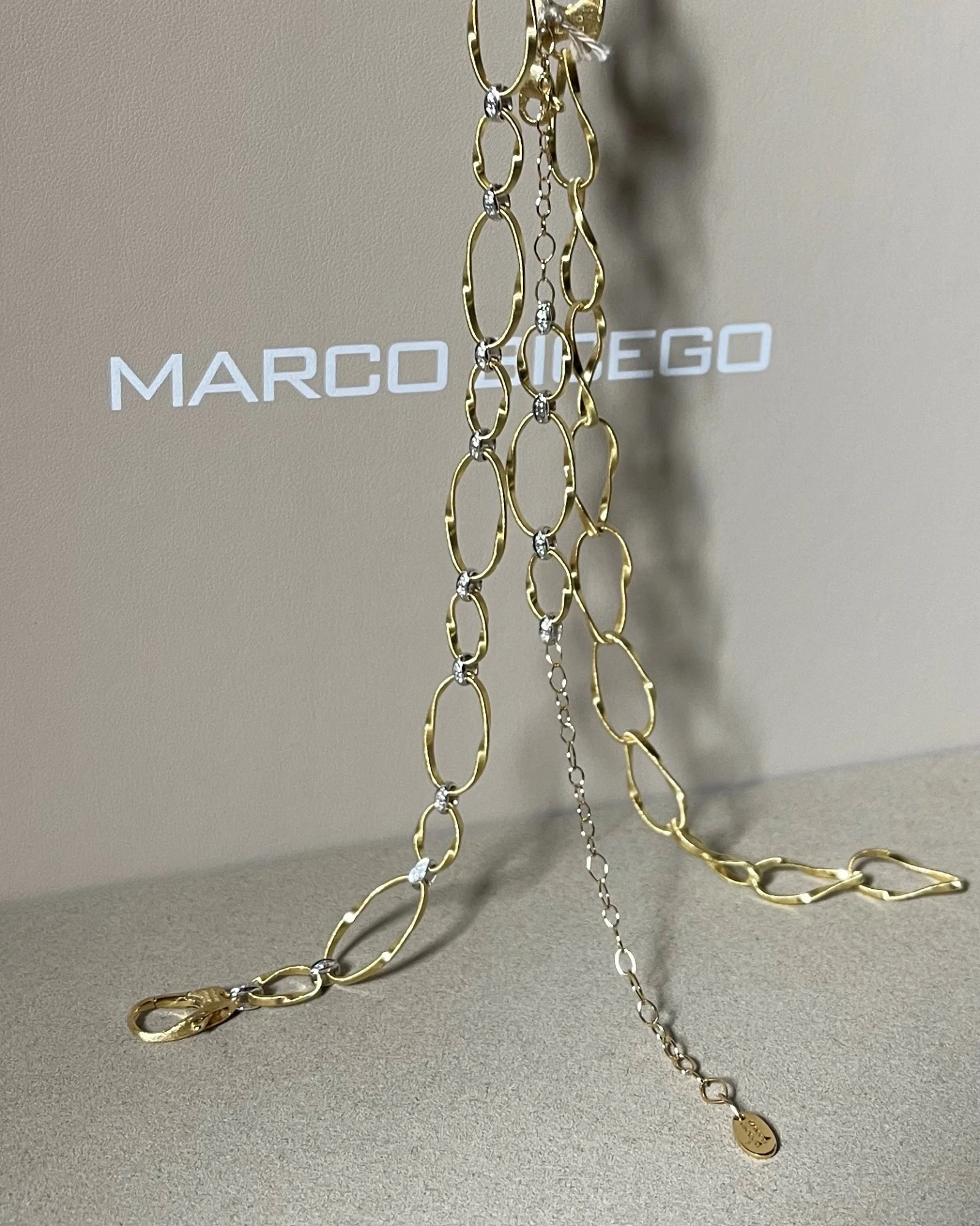 Marco Bicego bracciale oro cod: BG778 (Y-01-19,5)